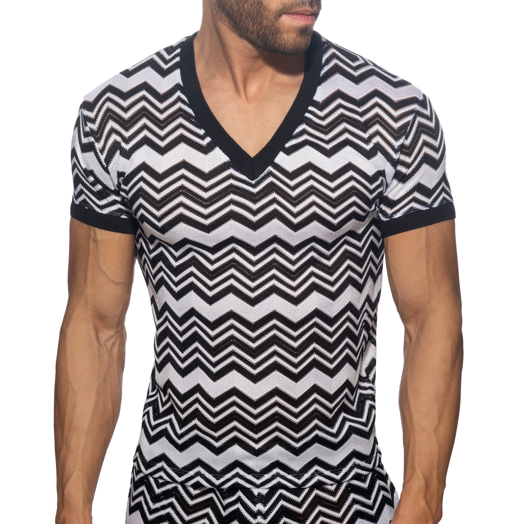 Addicted Isparta V-Neck T-Shirt Black AD1368