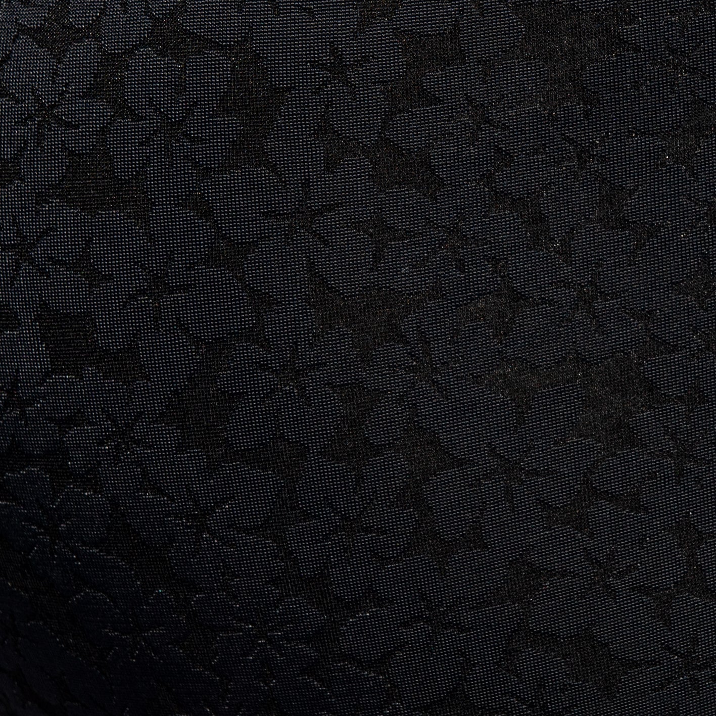 ES Collection Daisy Flower Trunk Black UN595