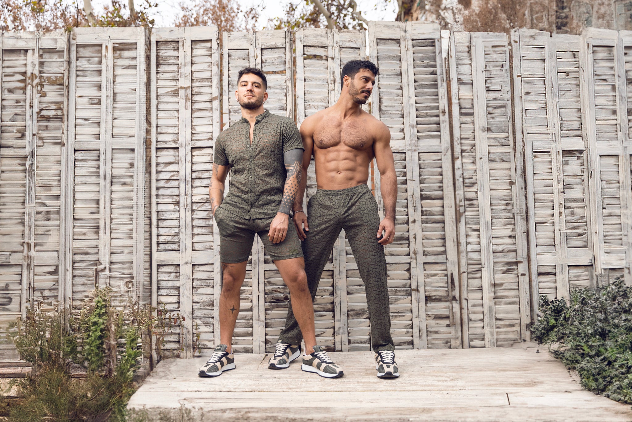 ES Collection Spider Bermuda Shorts Khaki SP311