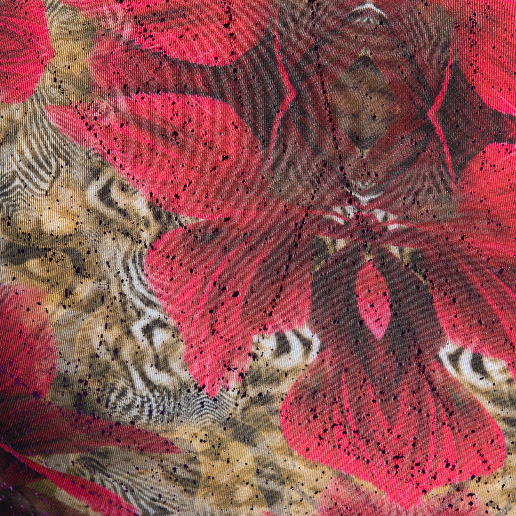 ES Collection Safari Trunk Fuchsia UN646