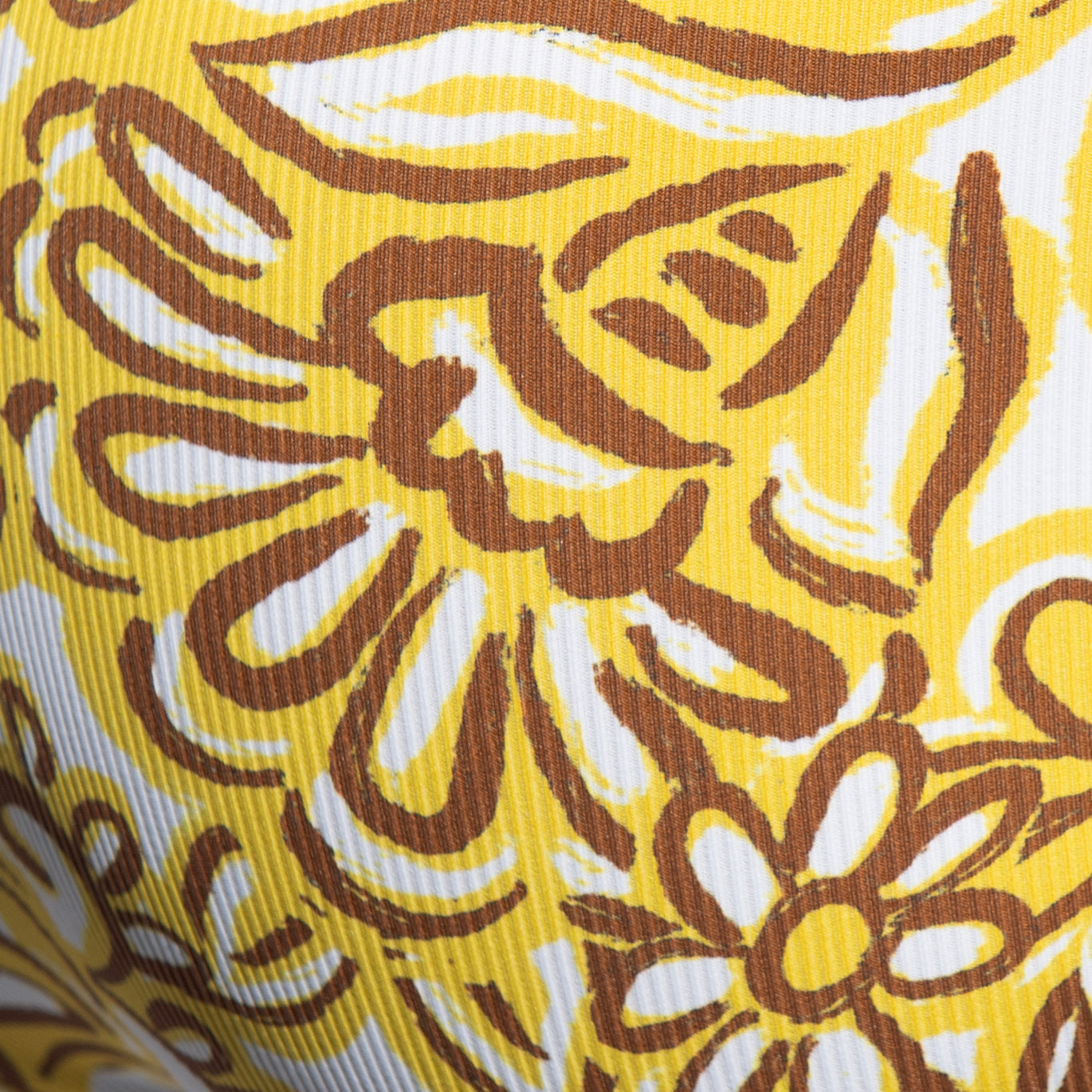 ES Collection Van Gogh Flowers Trunk Yellow UN652